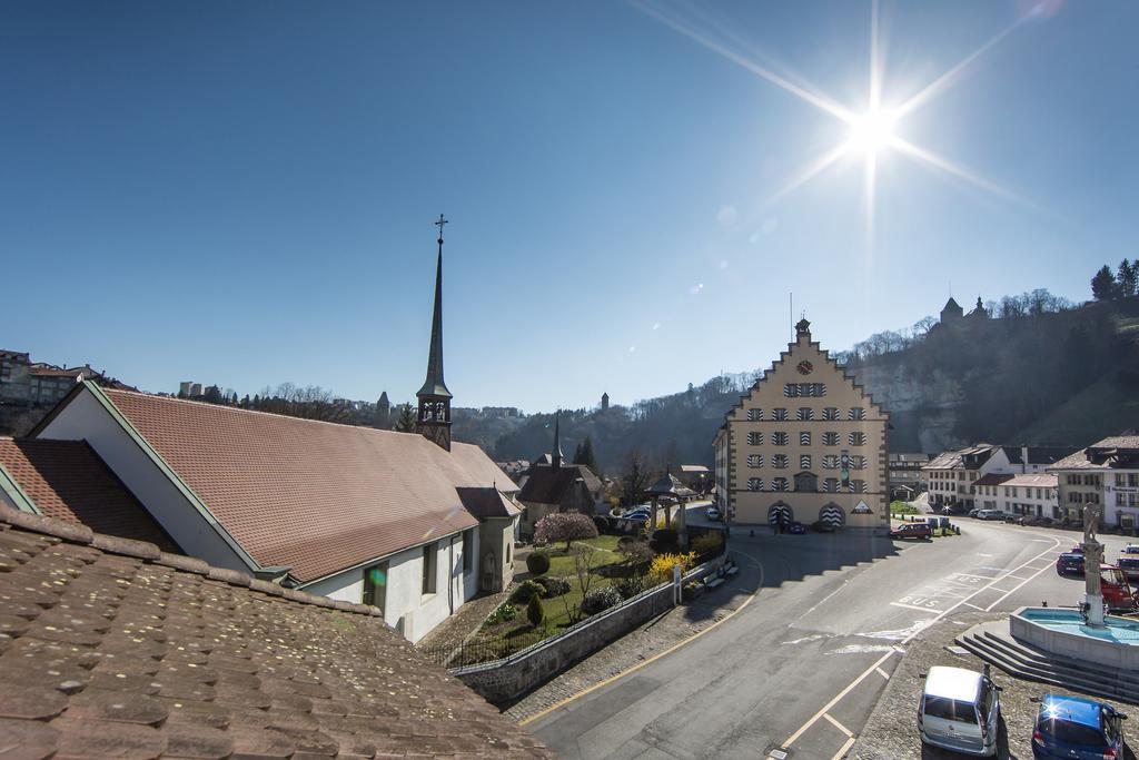 Hotel Restaurant Au Sauvage Fribourg Pokoj fotografie