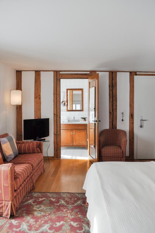 Hotel Restaurant Au Sauvage Fribourg Pokoj fotografie